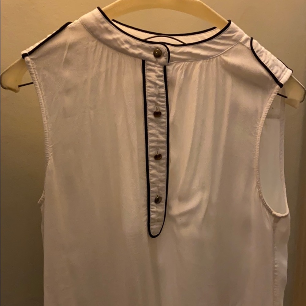 Banana Republic Women’s blouse